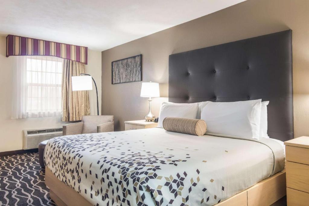 Americas Best Value Inn Alliance Ngoại thất bức ảnh