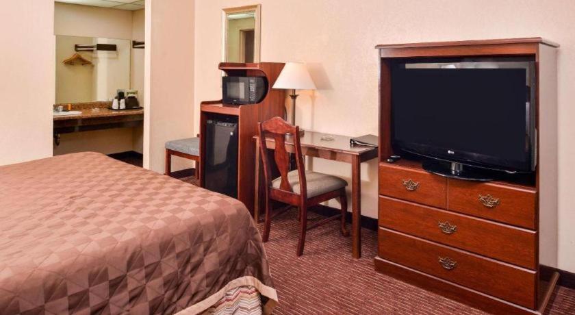 Americas Best Value Inn Alliance Ngoại thất bức ảnh