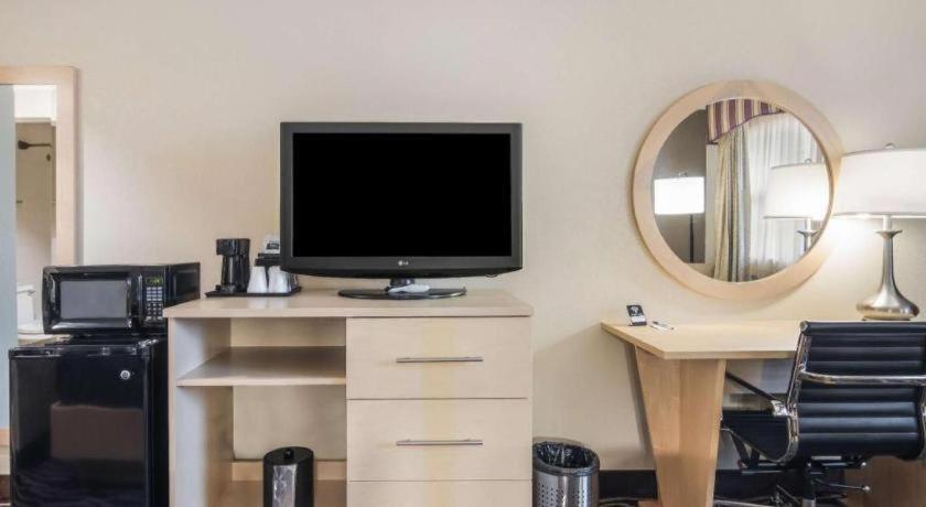 Americas Best Value Inn Alliance Ngoại thất bức ảnh