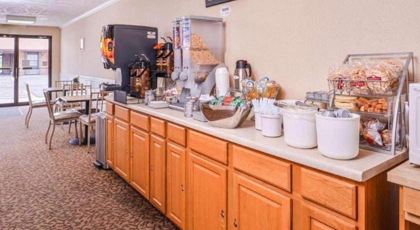 Americas Best Value Inn Alliance Ngoại thất bức ảnh